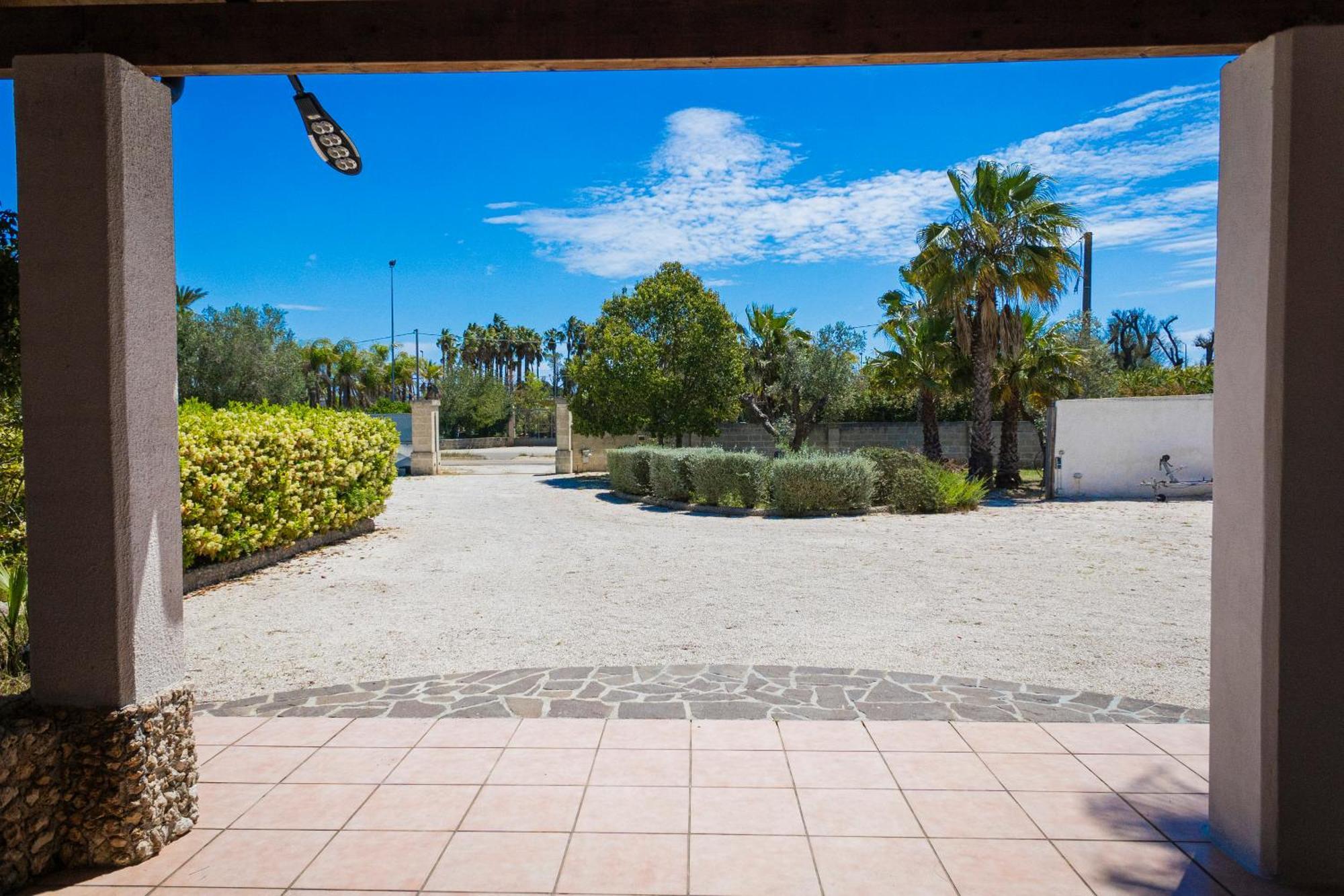 Villa El Capitano With Garden And Pool - Happy Rentals Muro Leccese Εξωτερικό φωτογραφία